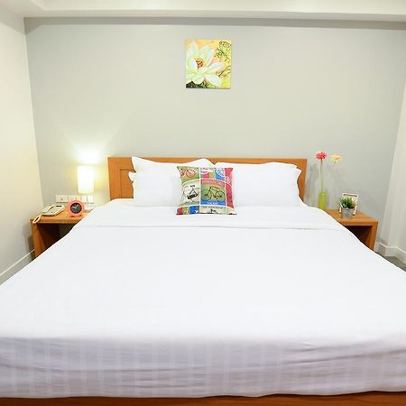 Aparthotel BJ Boutique à Rayong Extérieur photo